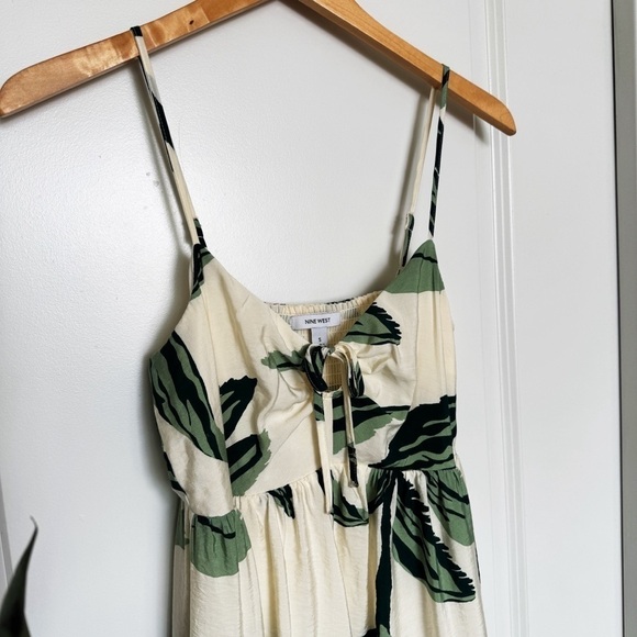 Tropical Leaves Short Sundress Sleeveless Size Small - Picture 2 of 10